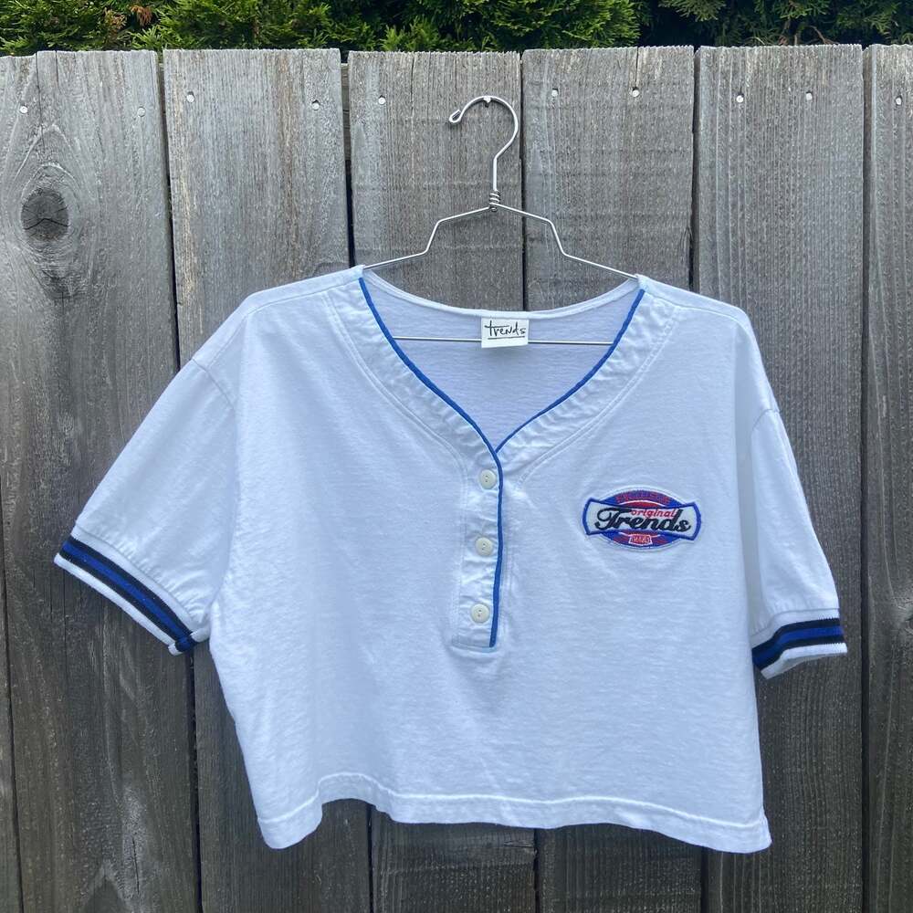 Vintage Trends Crop Top Shirt
